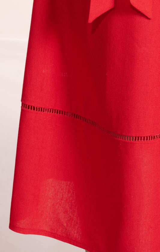 Vestido Rojo de Lino con detalles calados