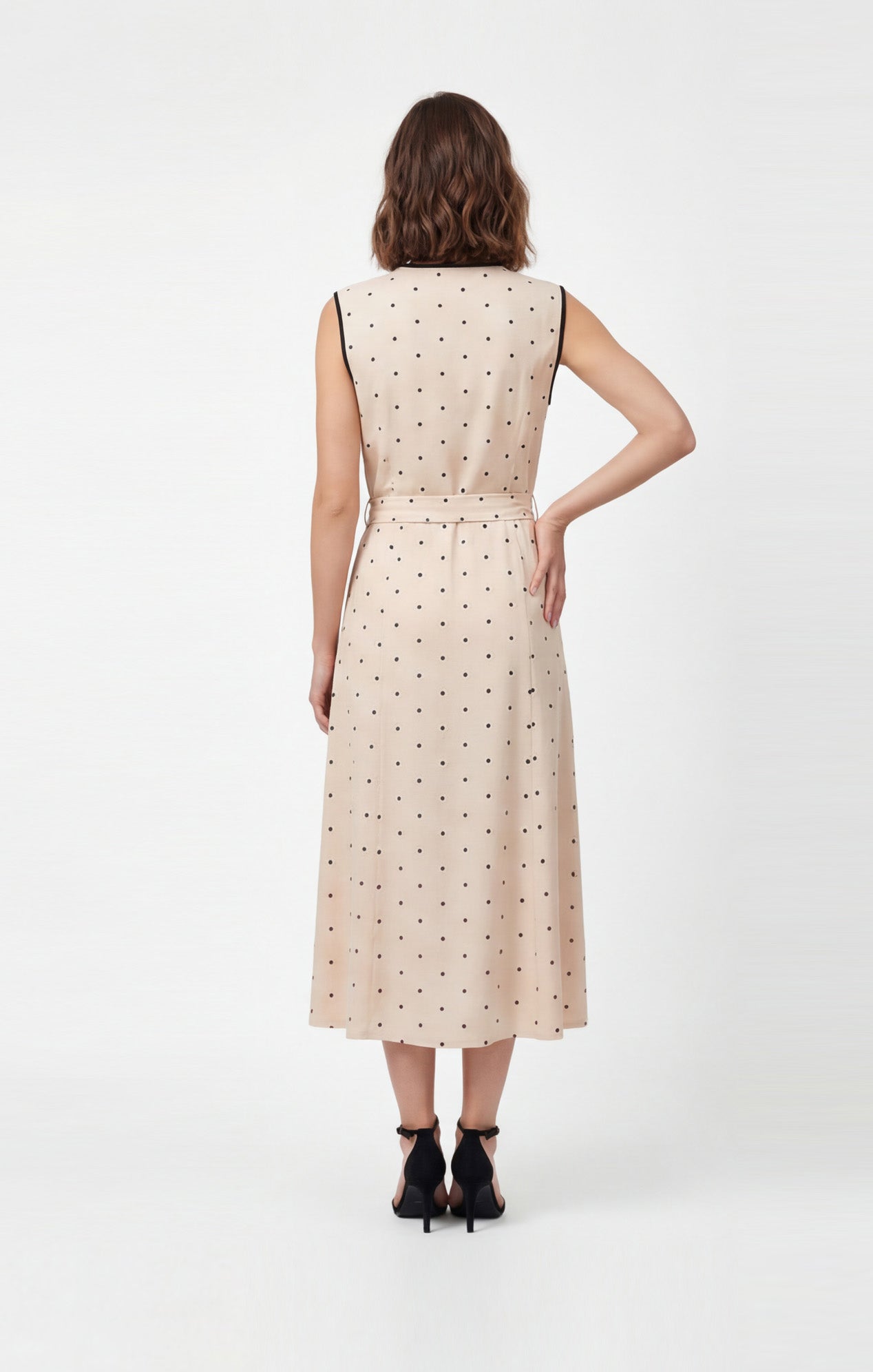 Vestido beige de lunares negros, Rayón