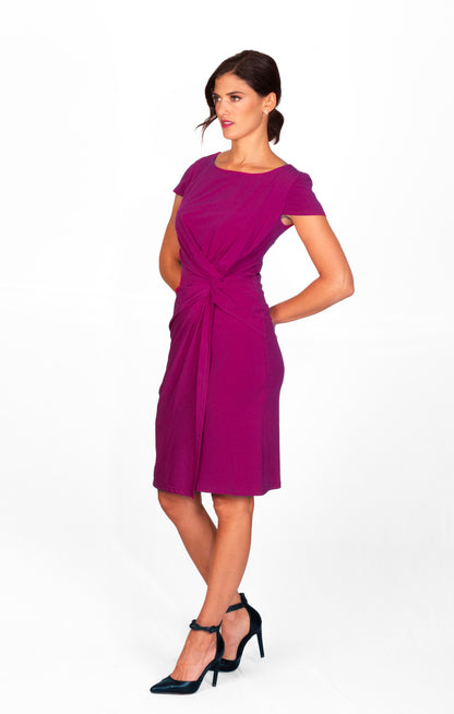 Vestido fucsia Corto con Nudo en cintura