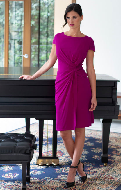 Vestido fucsia Corto con Nudo en cintura