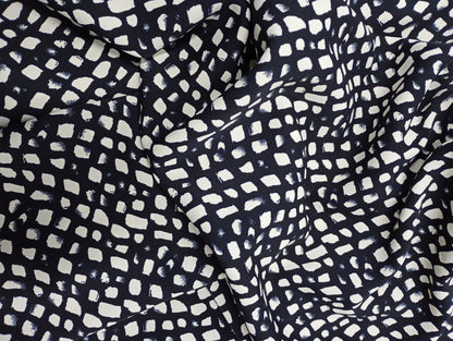 Vestido camisero estampado en lunares