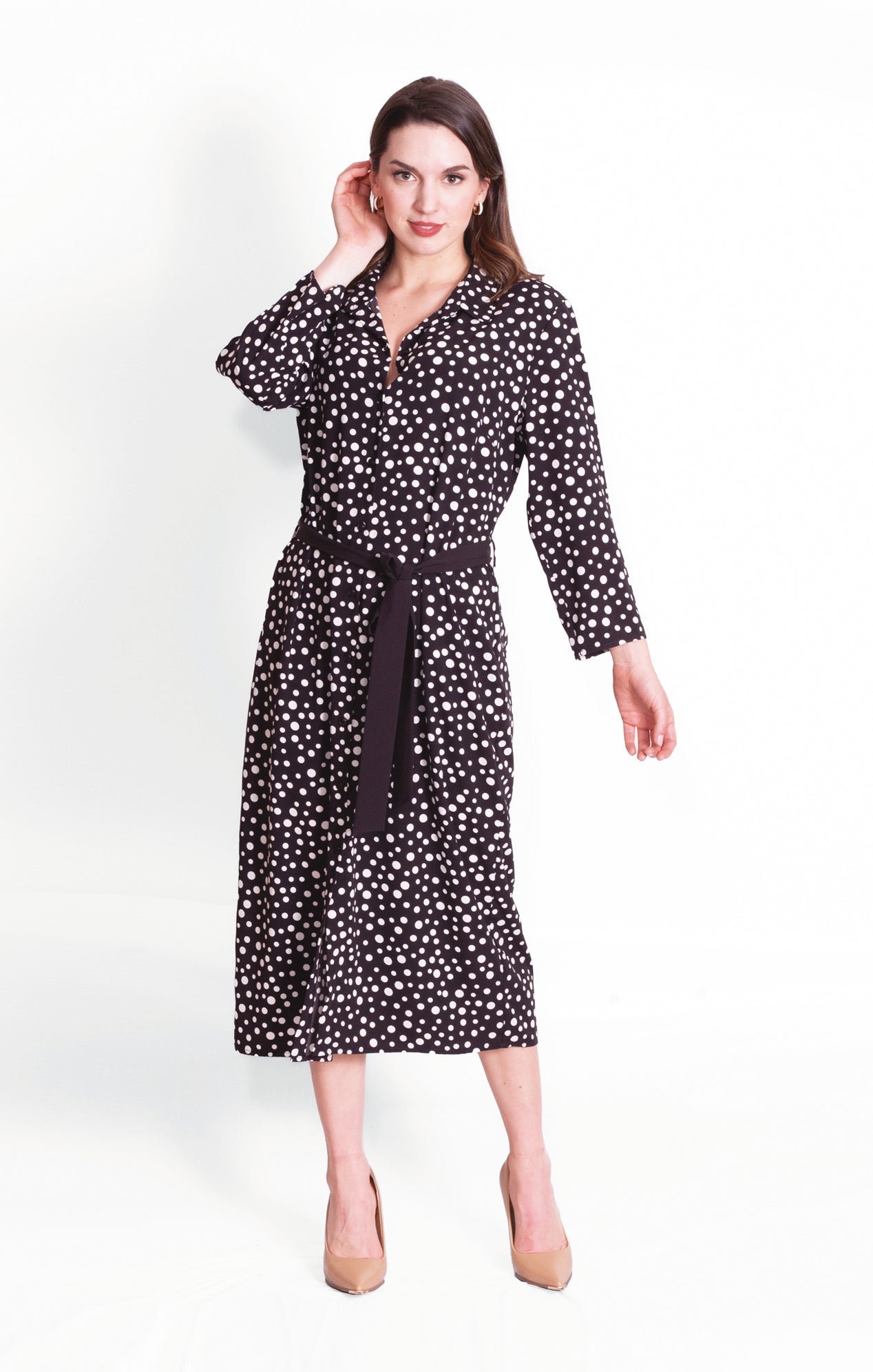 Vestido camisero estampado en lunares