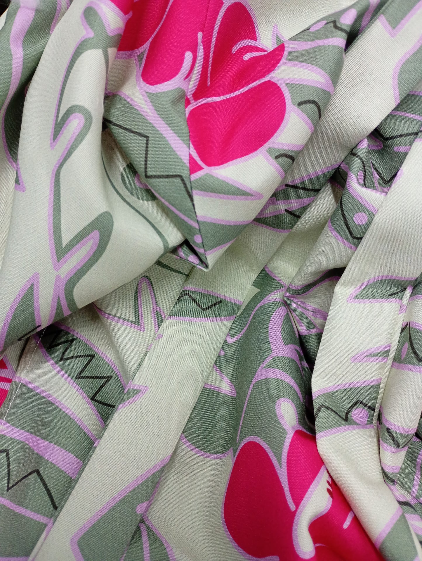 Vestido Estampado Gris con Rosa