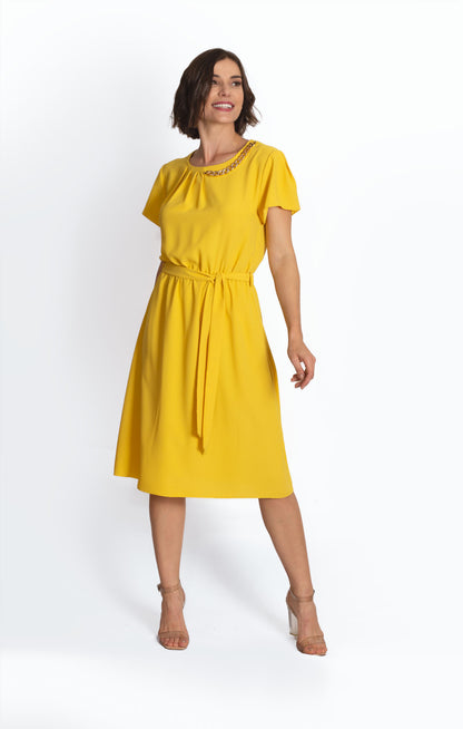Vestido corto amarillo