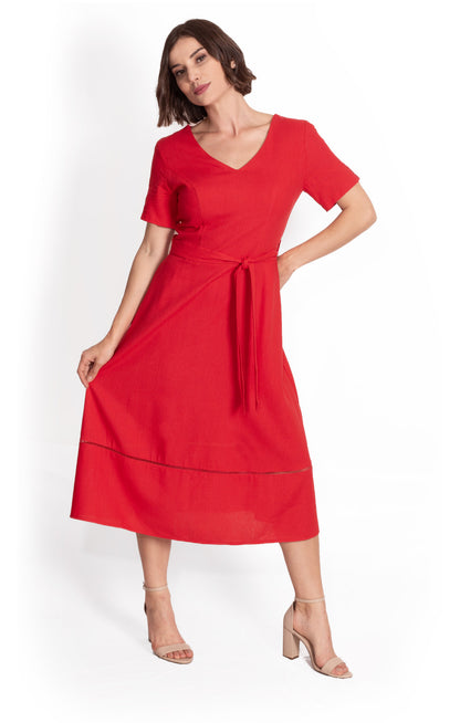 Vestido Rojo de Lino con detalles calados