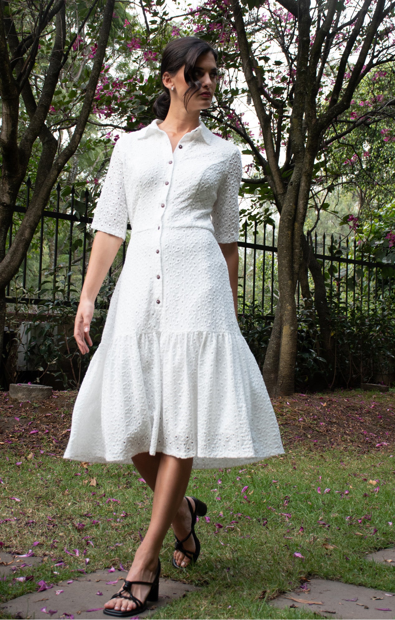 Vestido blanco estilo camisero