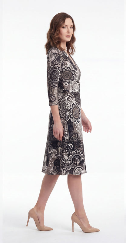 Vestido de licra estampado Negro envolvente / OUTLET