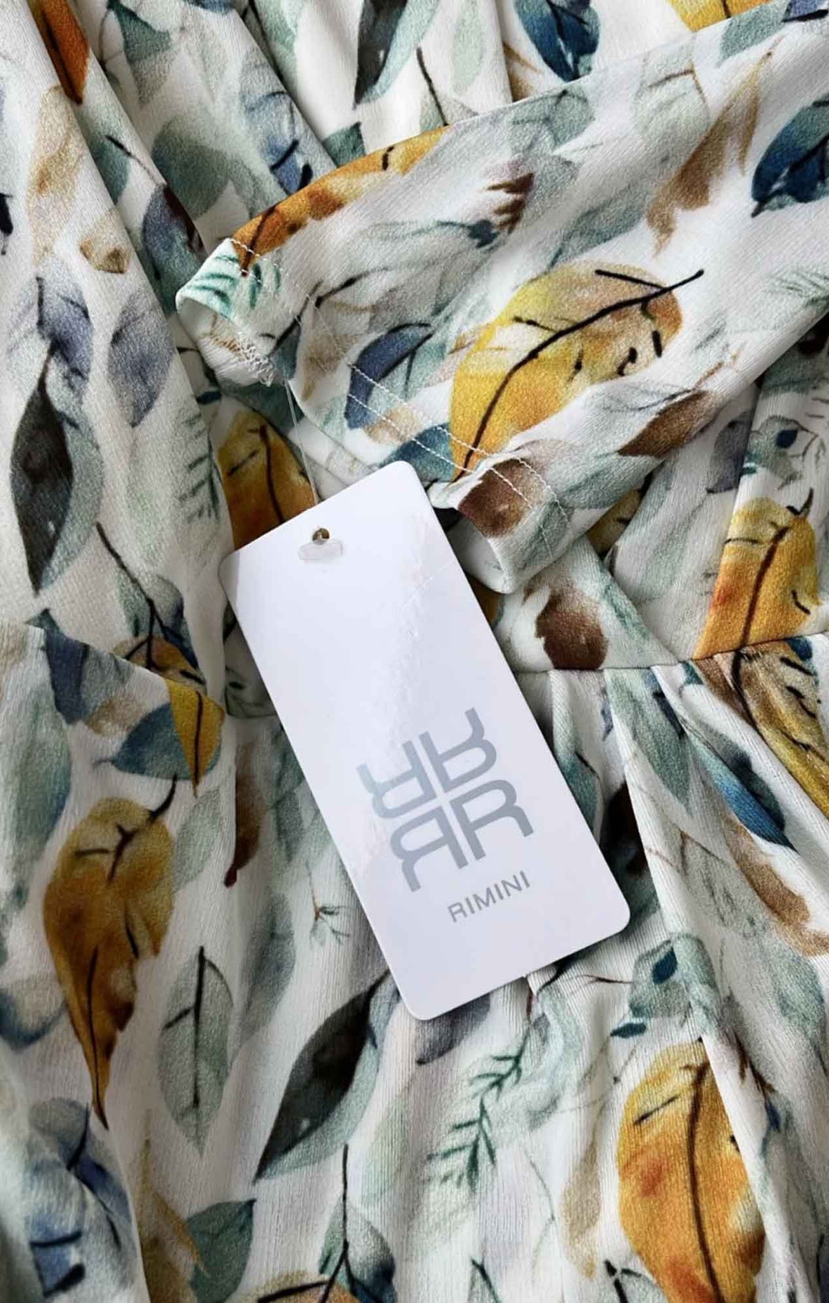 Vestido estampado hojas