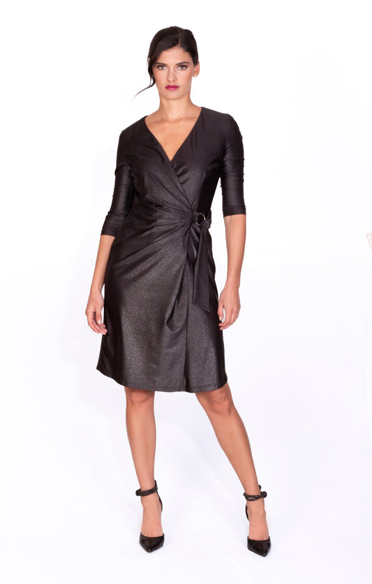 Vestido Negro Brillante Envolvente