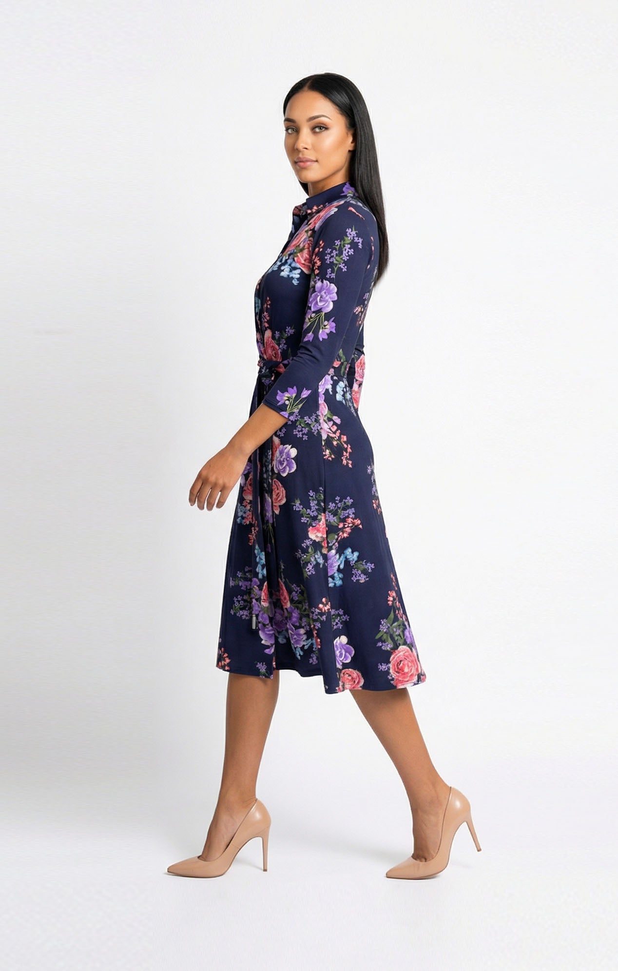 Vestido de licra estampado floral con manga y cuello