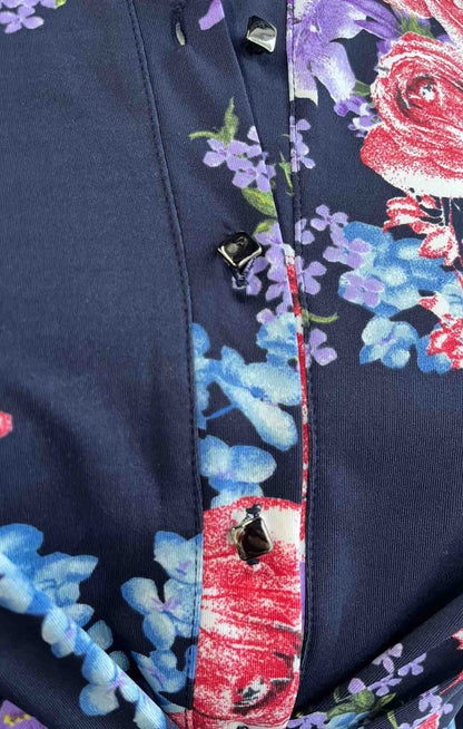 Vestido de licra estampado floral con manga y cuello