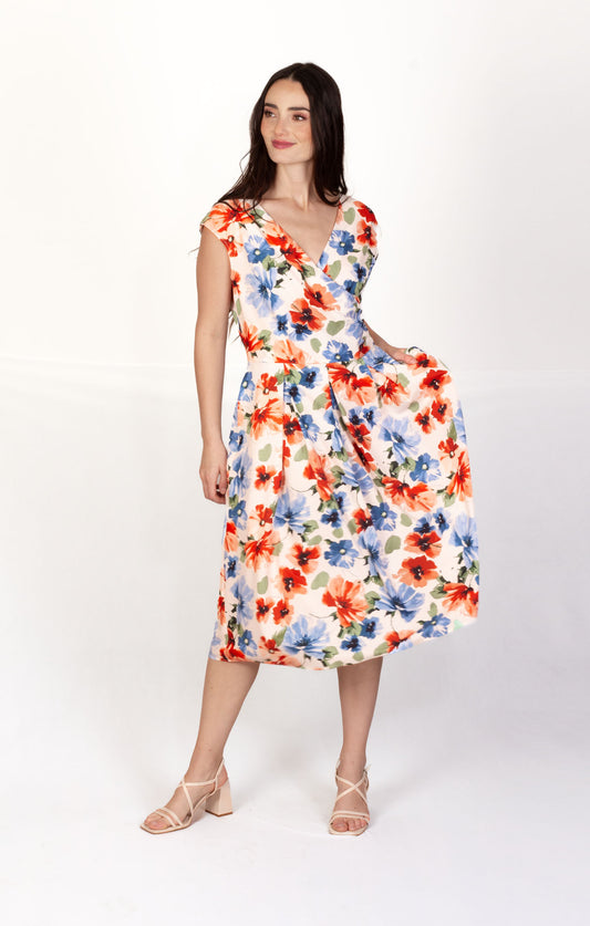 Vestido floral multicolor talle cruzado